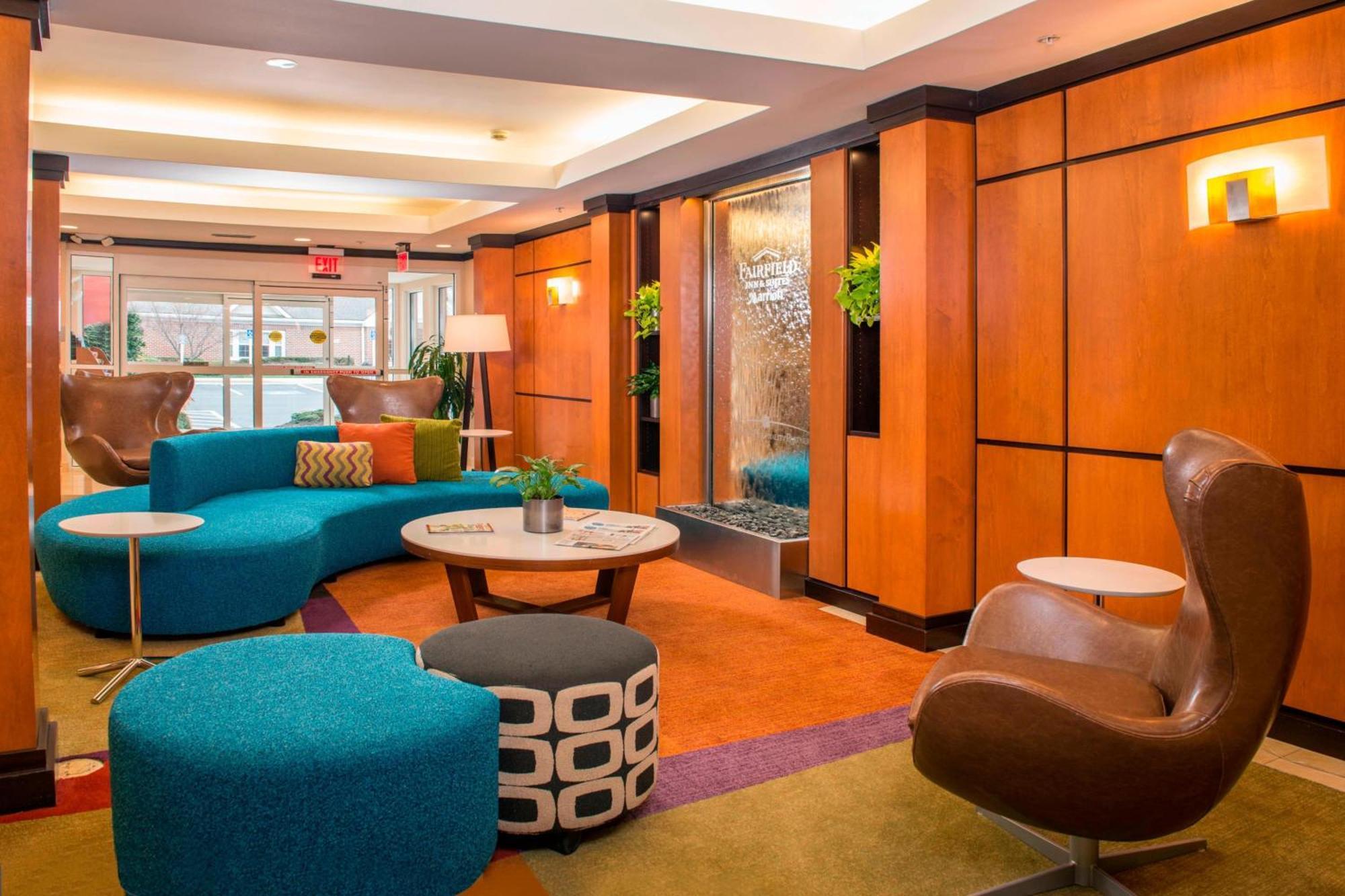 Fairfield Inn & Suites By Marriott Frederick Bagian luar foto