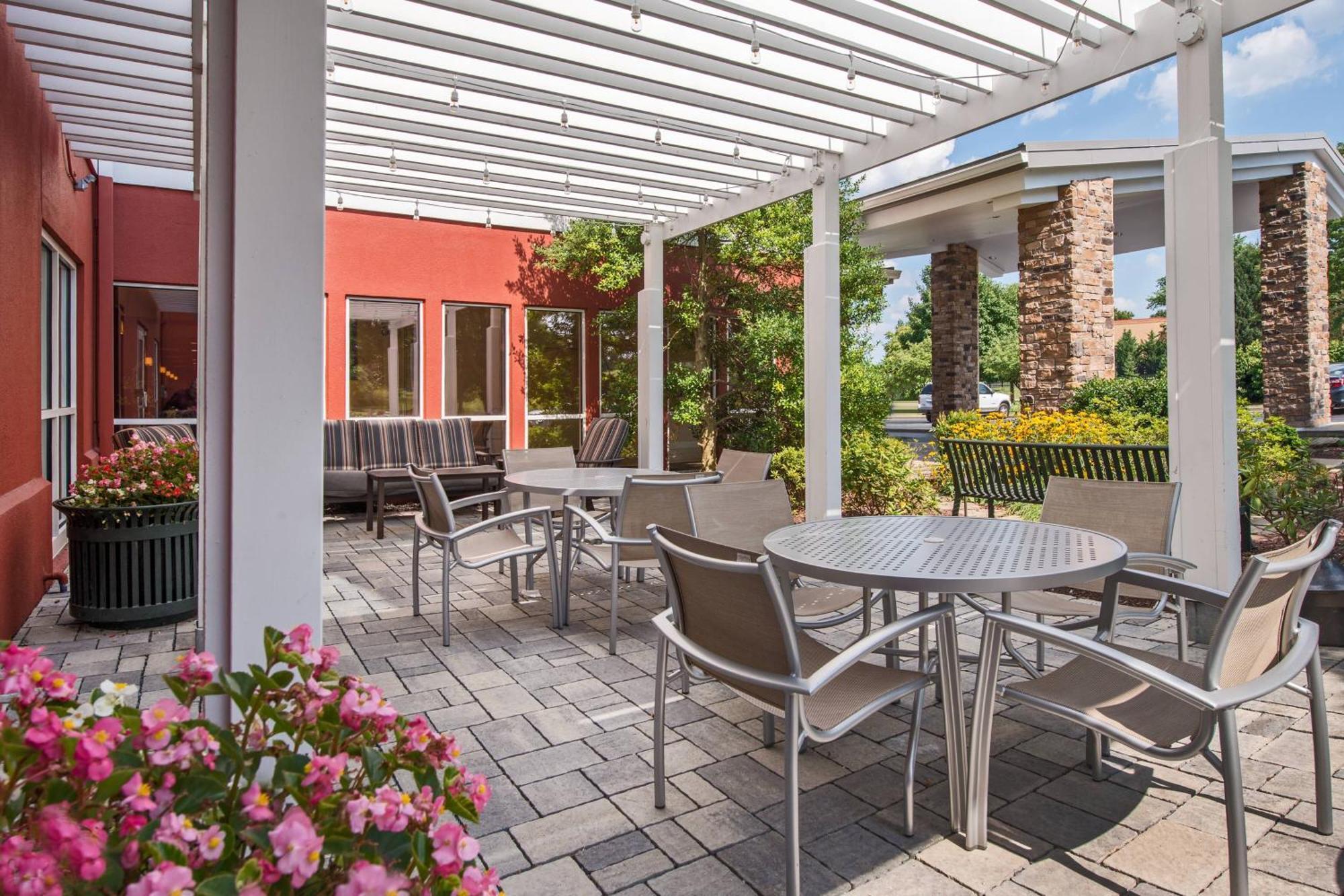 Fairfield Inn & Suites By Marriott Frederick Bagian luar foto