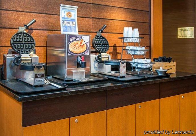 Fairfield Inn & Suites By Marriott Frederick Bagian luar foto
