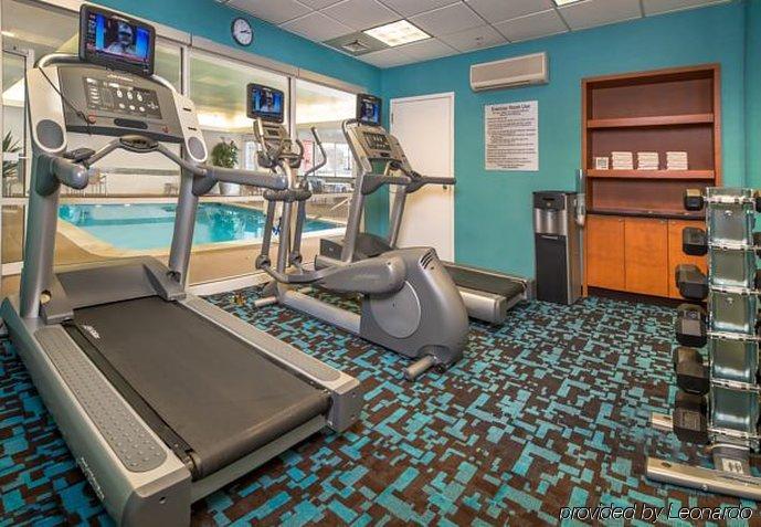 Fairfield Inn & Suites By Marriott Frederick Bagian luar foto