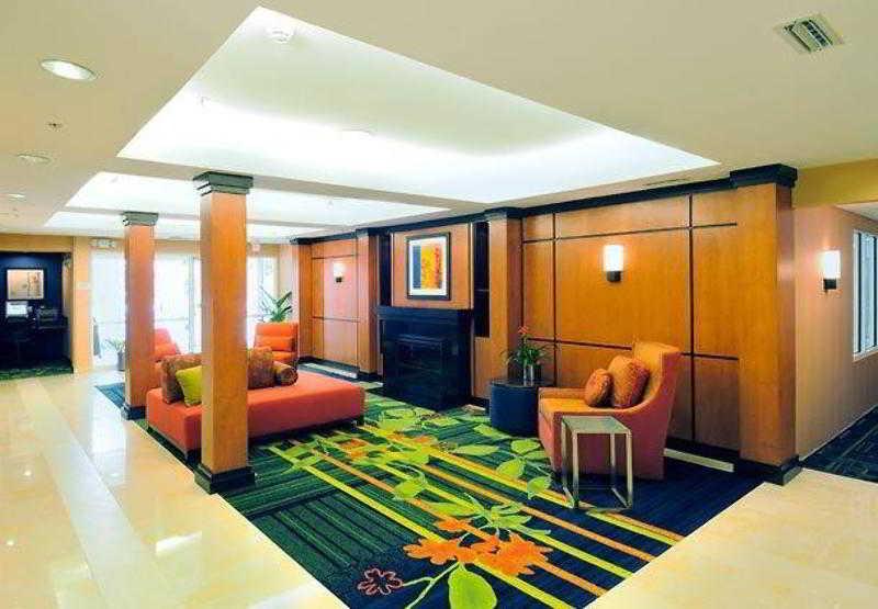 Fairfield Inn & Suites By Marriott Frederick Bagian luar foto